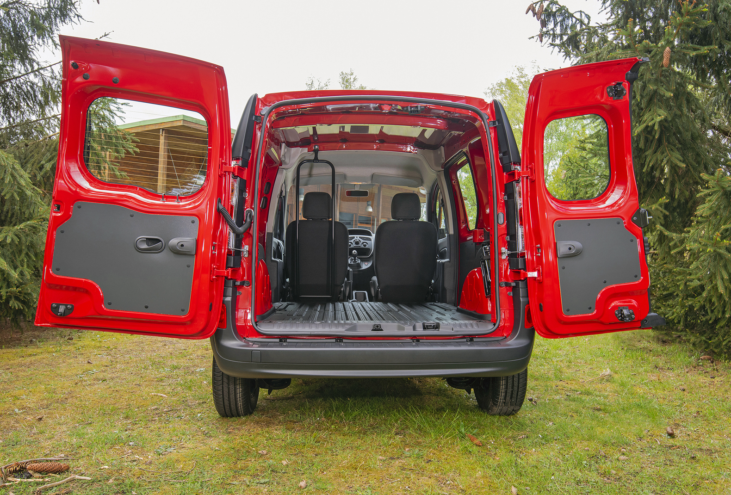 Nissan NV250 rear doors