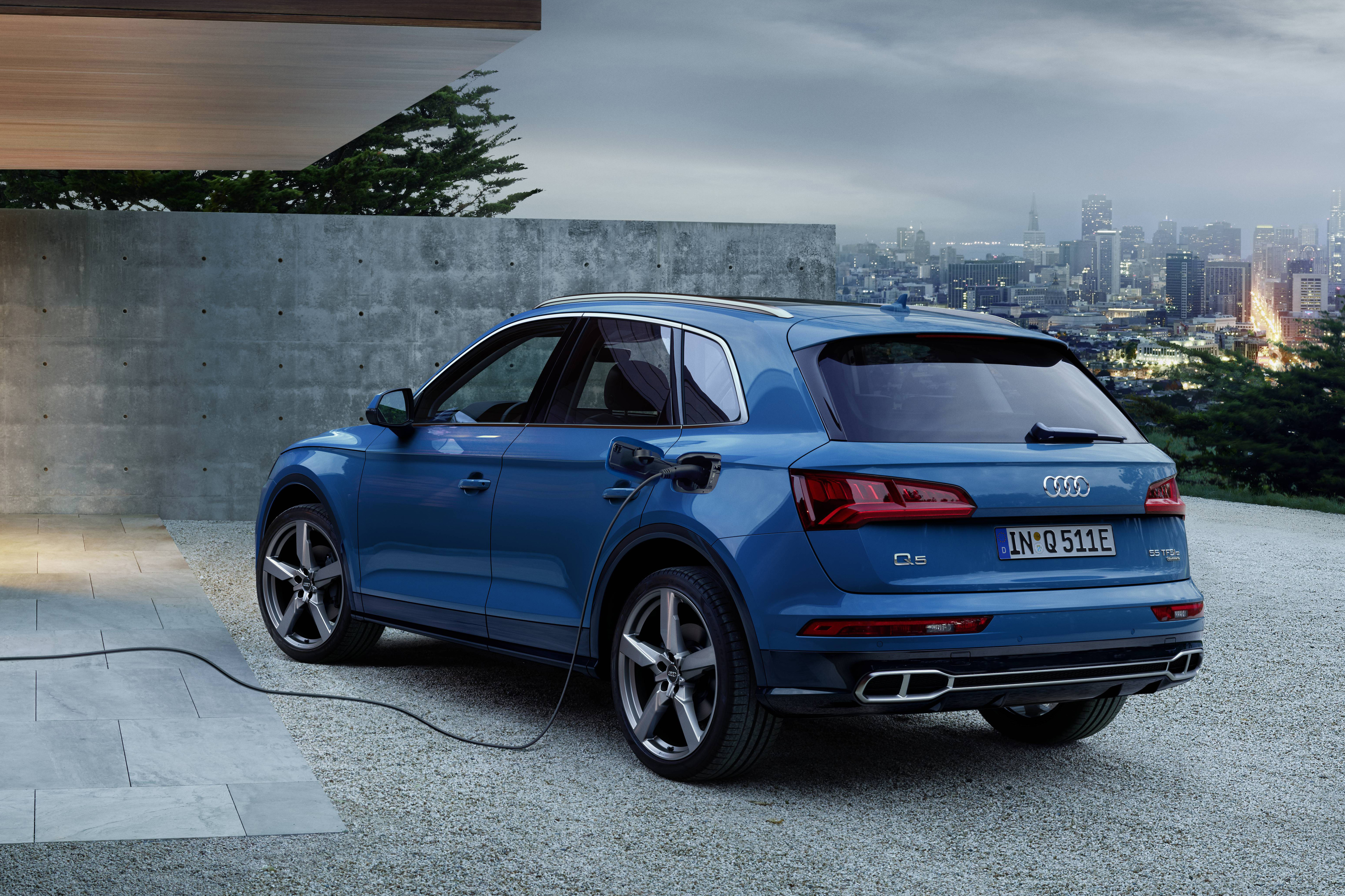 Audi Q5 charge