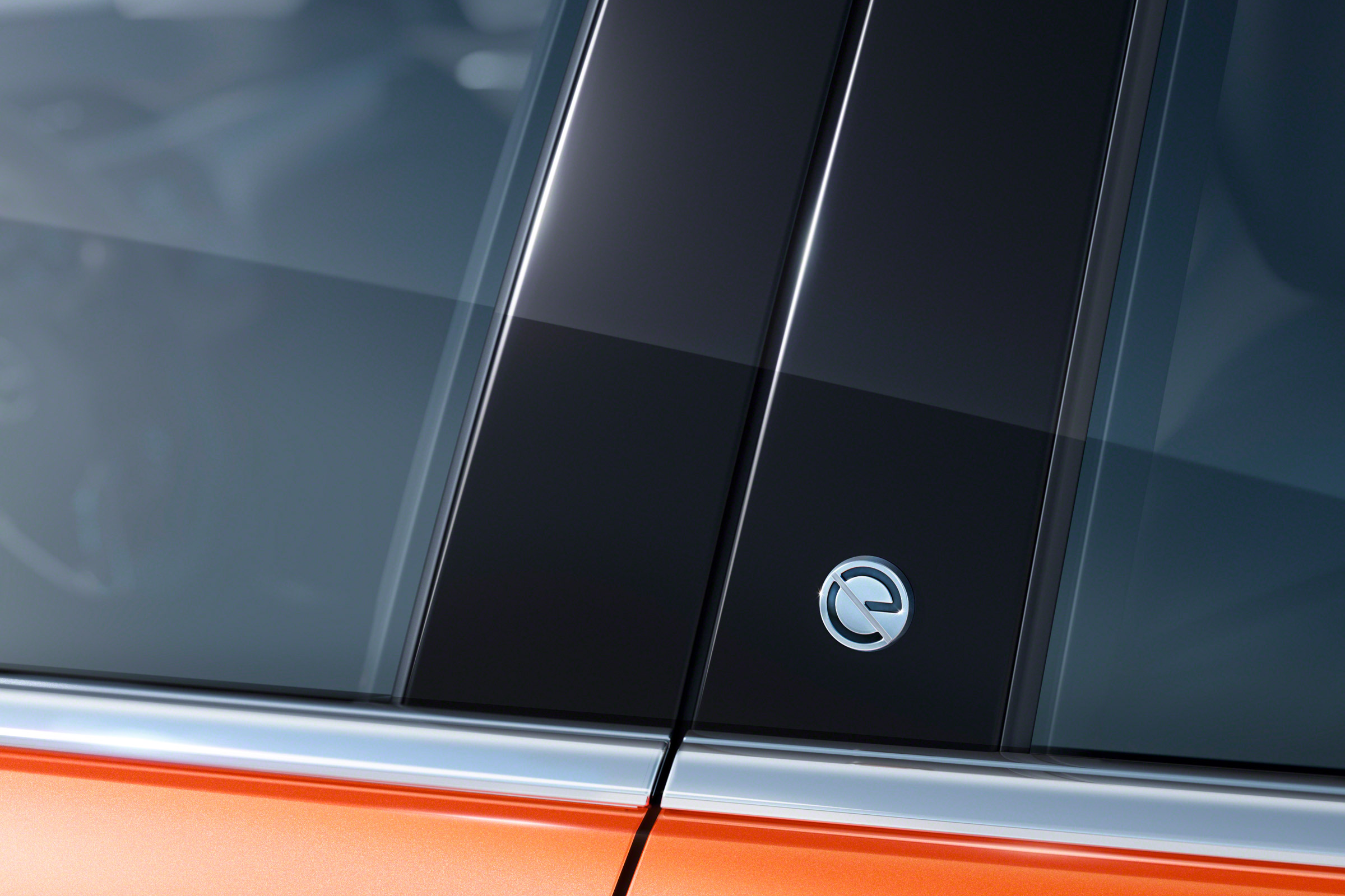 New Vauxhall Corsa-e official 2019 badge