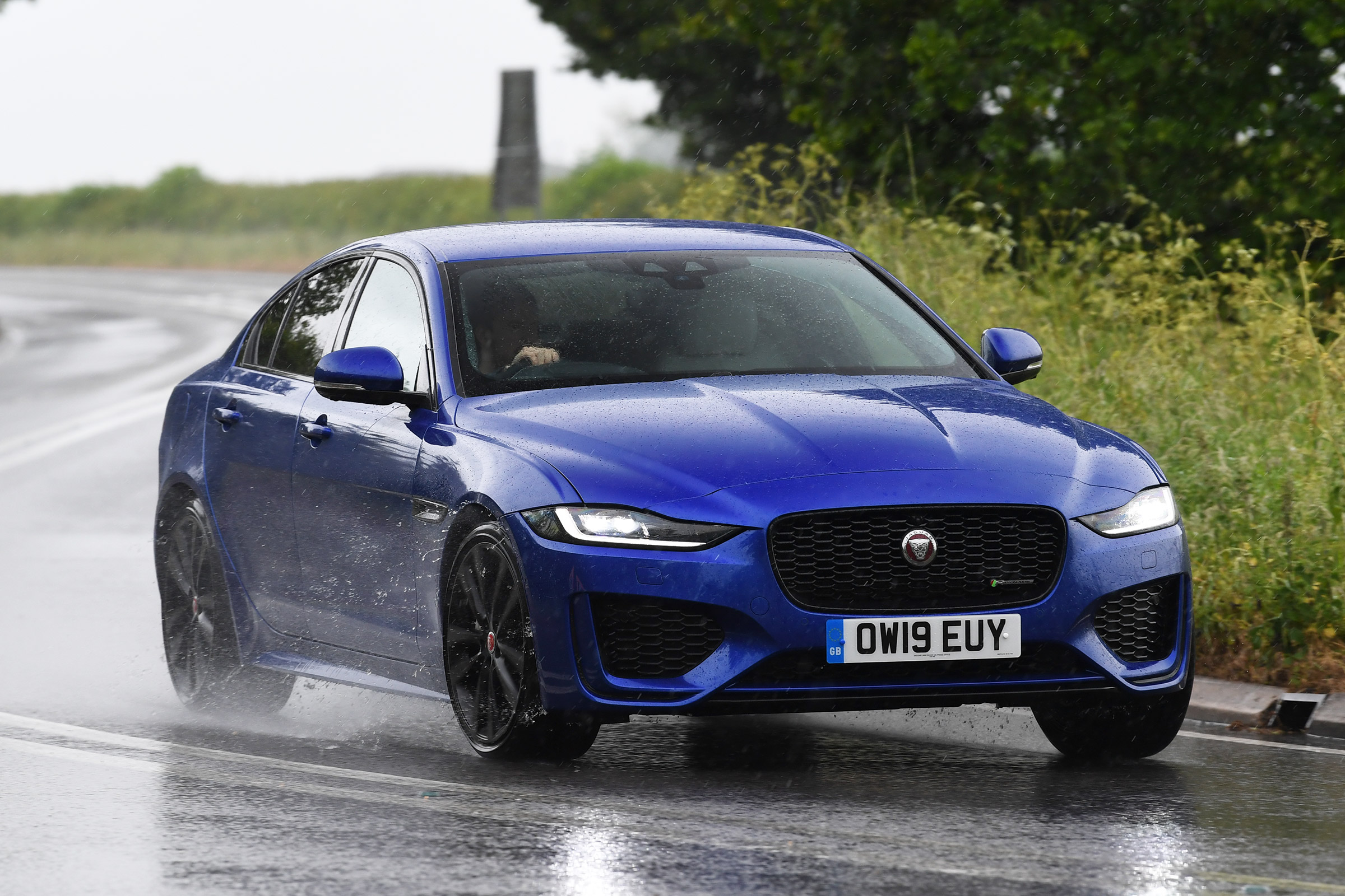 2023 Jaguar XE - front tracking