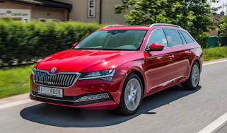 Skoda Superb Estate facelift - front
