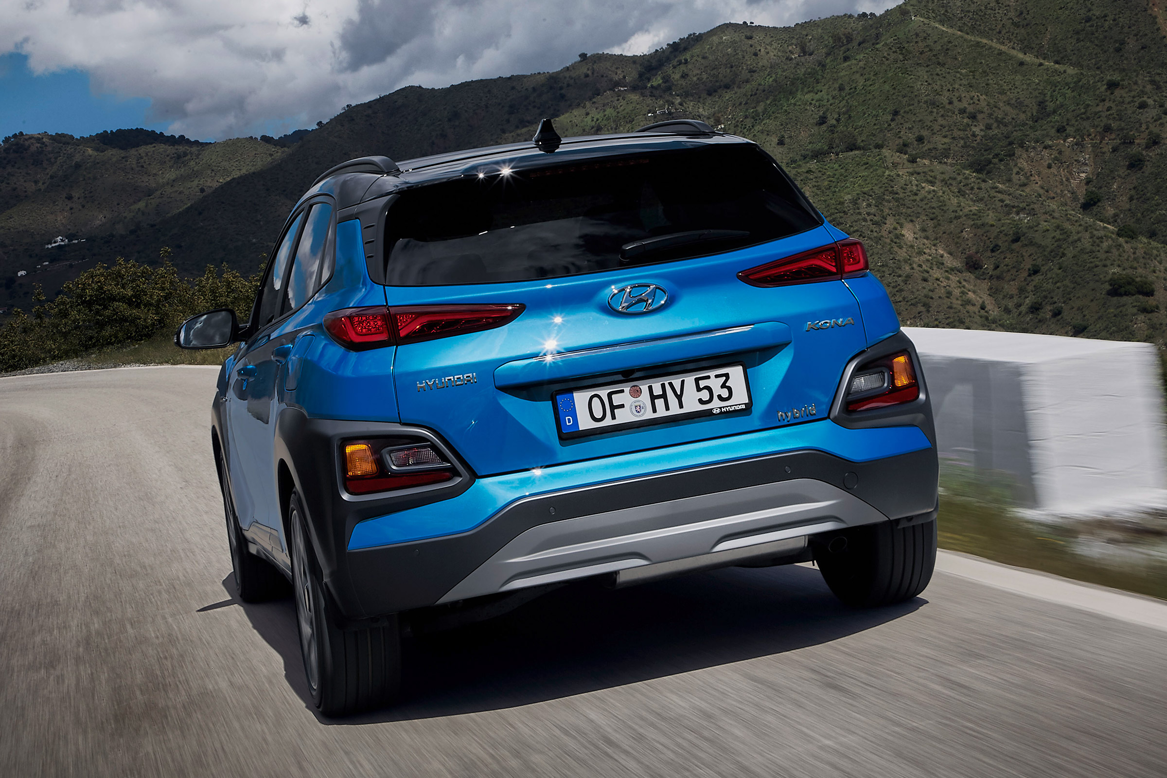 Hyundai Kona hybrid - rear