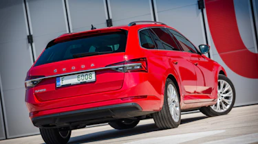 Skoda Superb Estate facelift - rear static