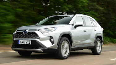 Toyota RAV4 - front