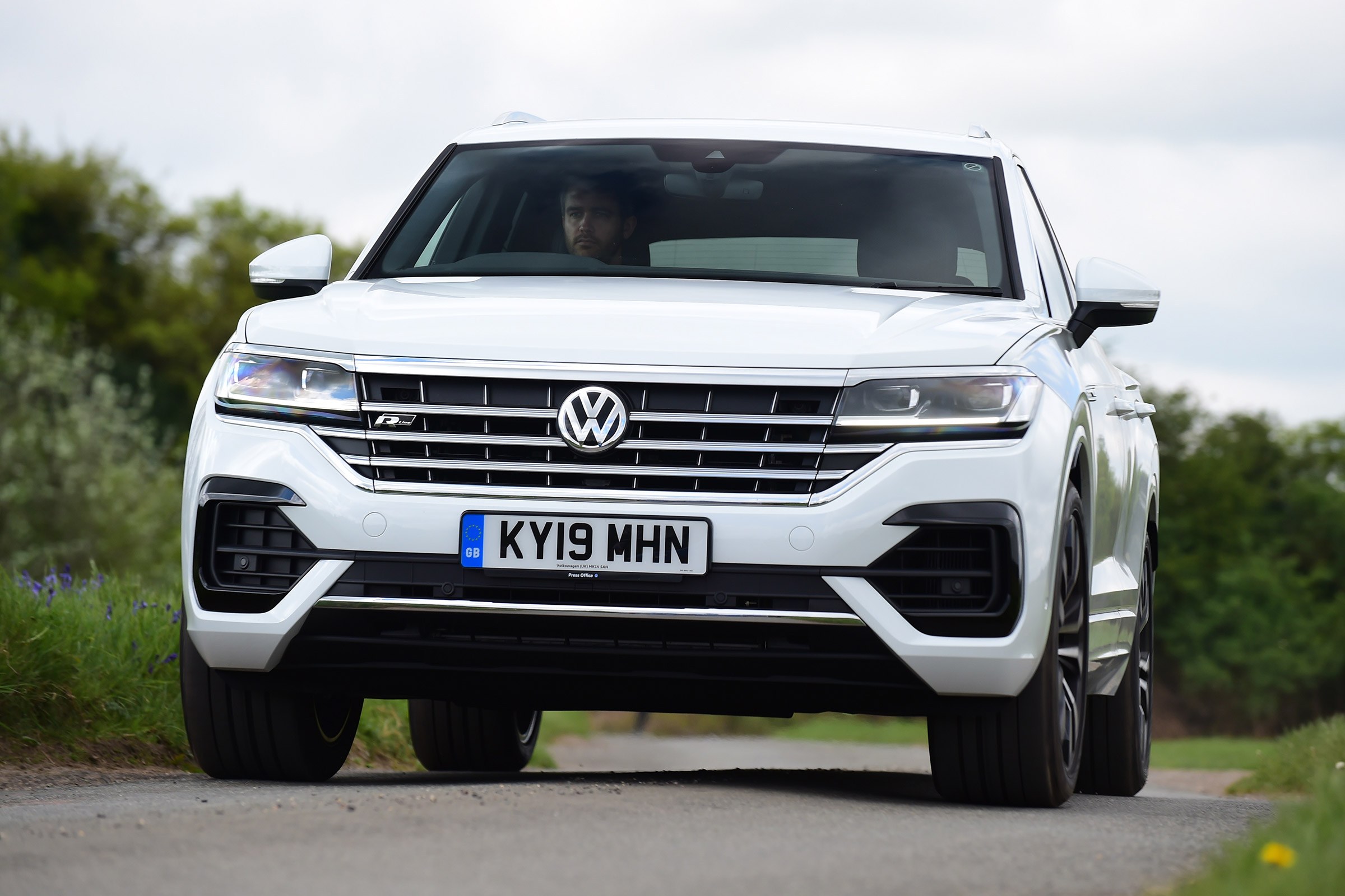 Volkswagen Touareg long termer - first report front action