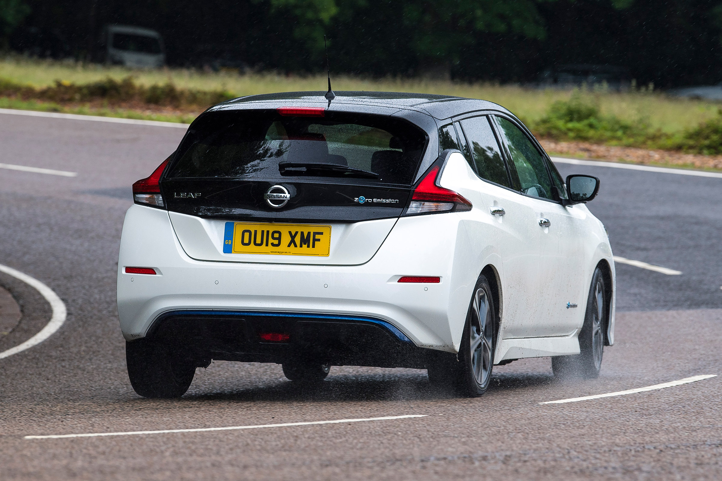 Nissan Leaf e+ - rear cornering
