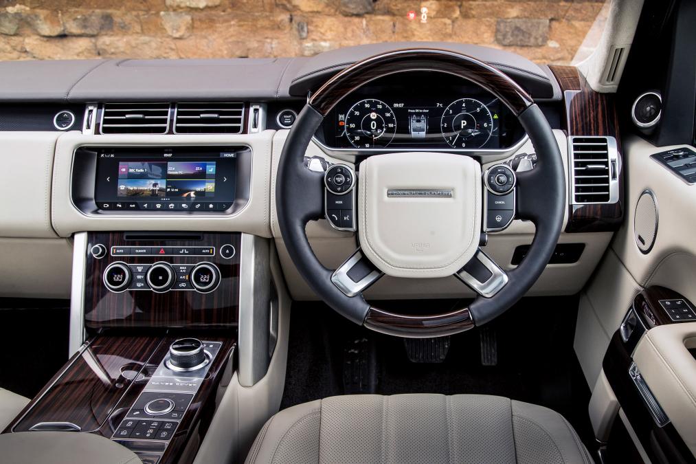 Used Range Rover - dash