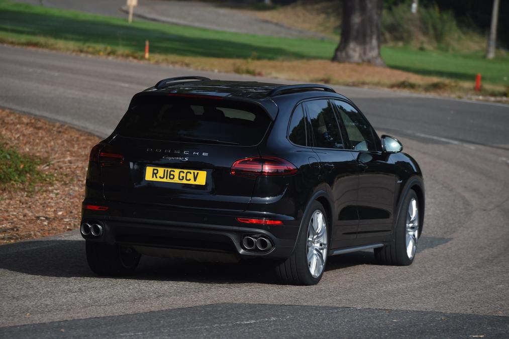 Used Porsche Cayenne - rear cornering