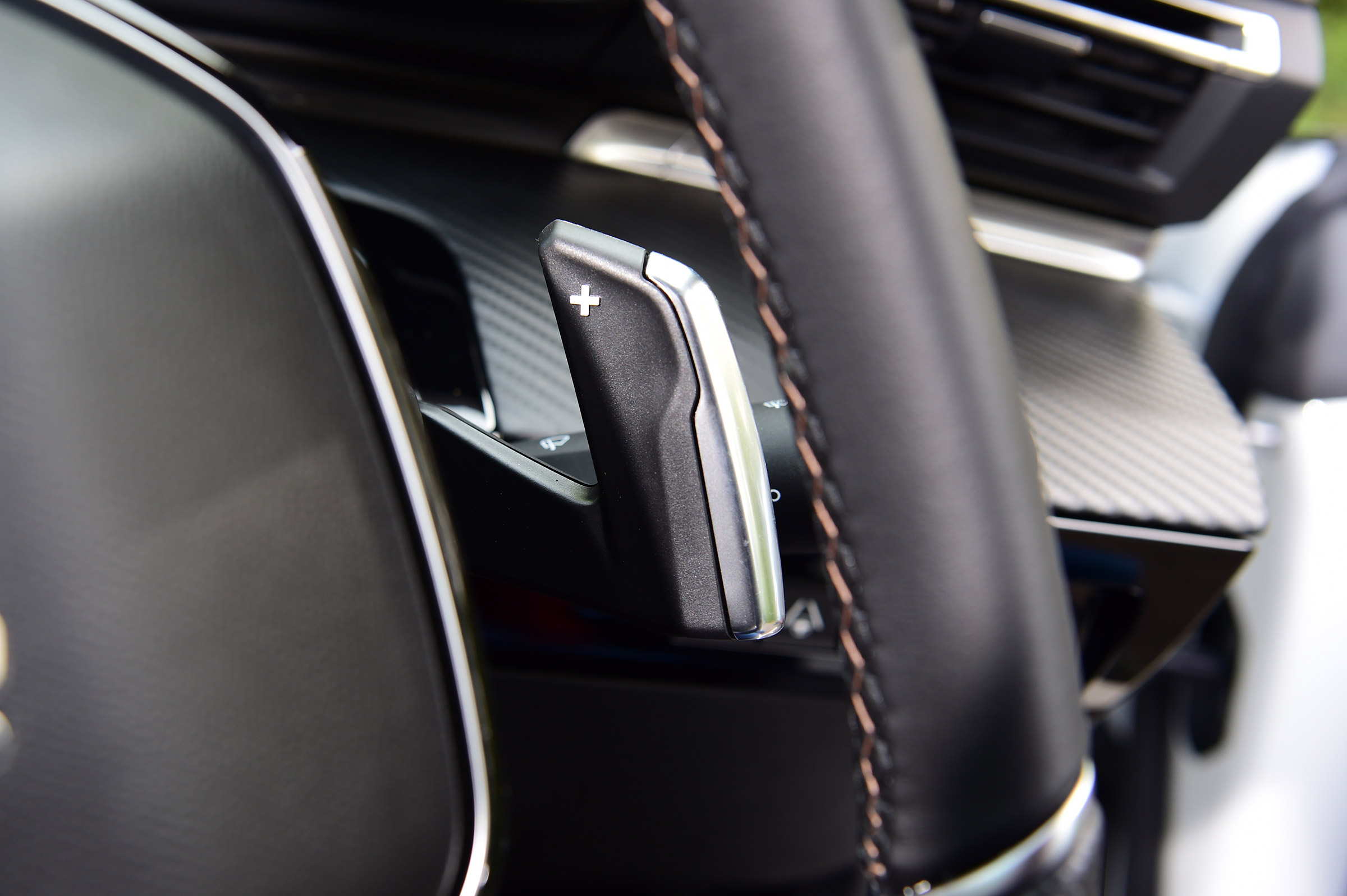 Peugeot 508 SW - paddle