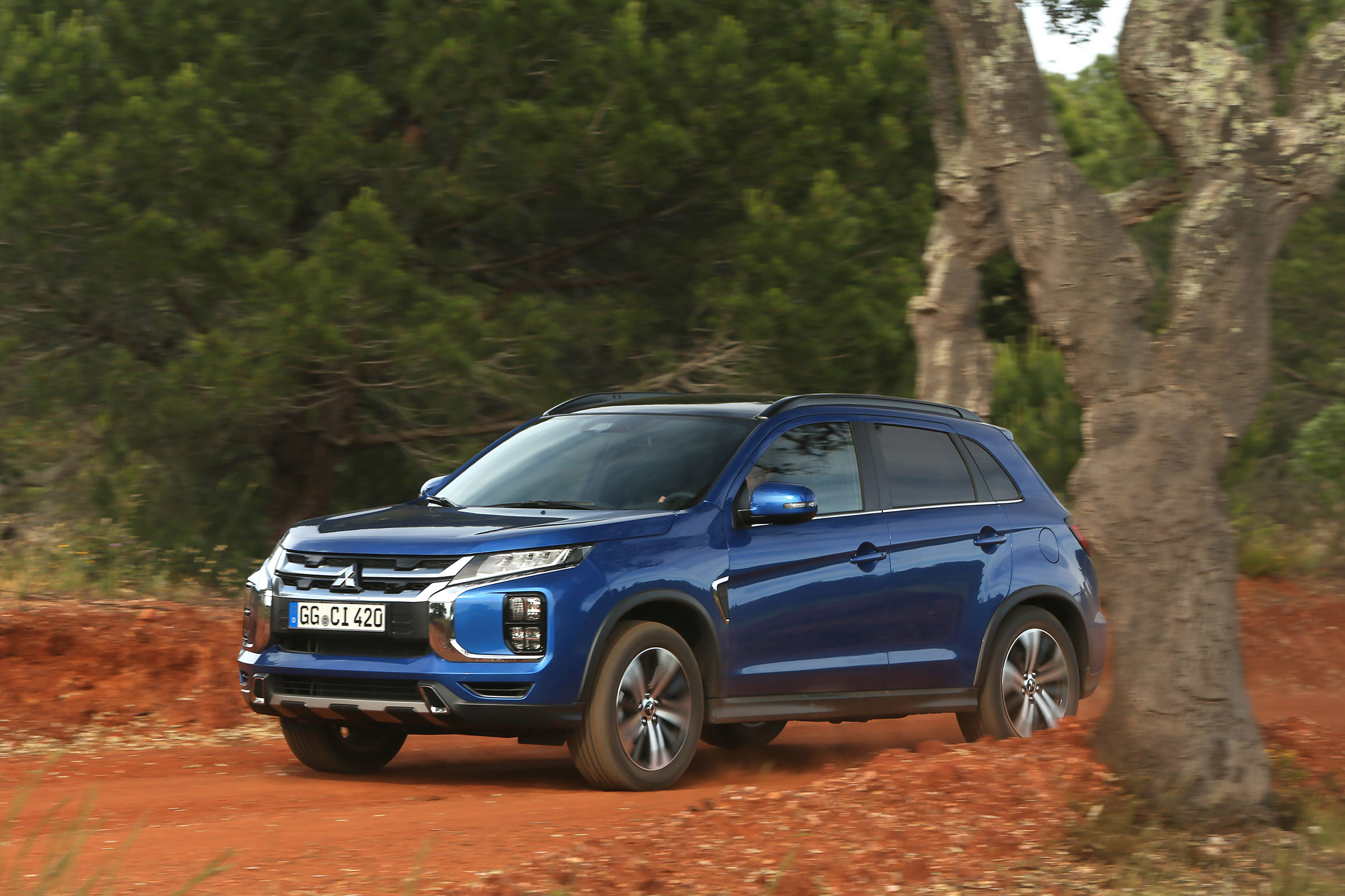 Mitsubishi ASX - front off-road