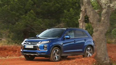 Mitsubishi ASX - front off-road