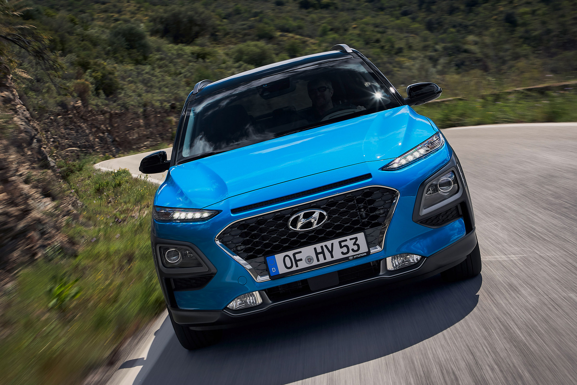 Hyundai Kona hybrid - full front