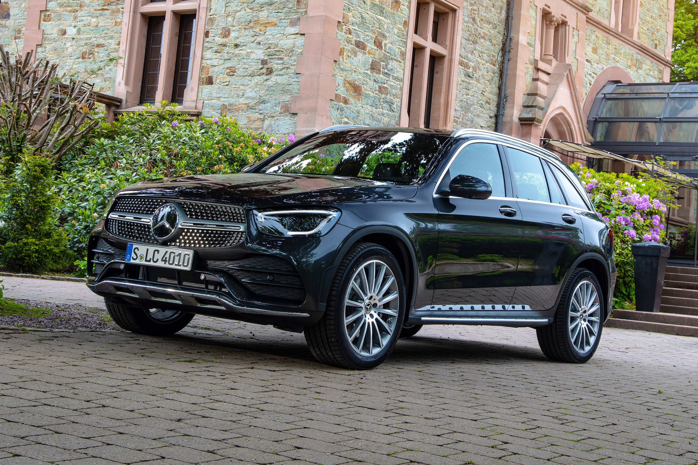 Mercedes GLC - front static