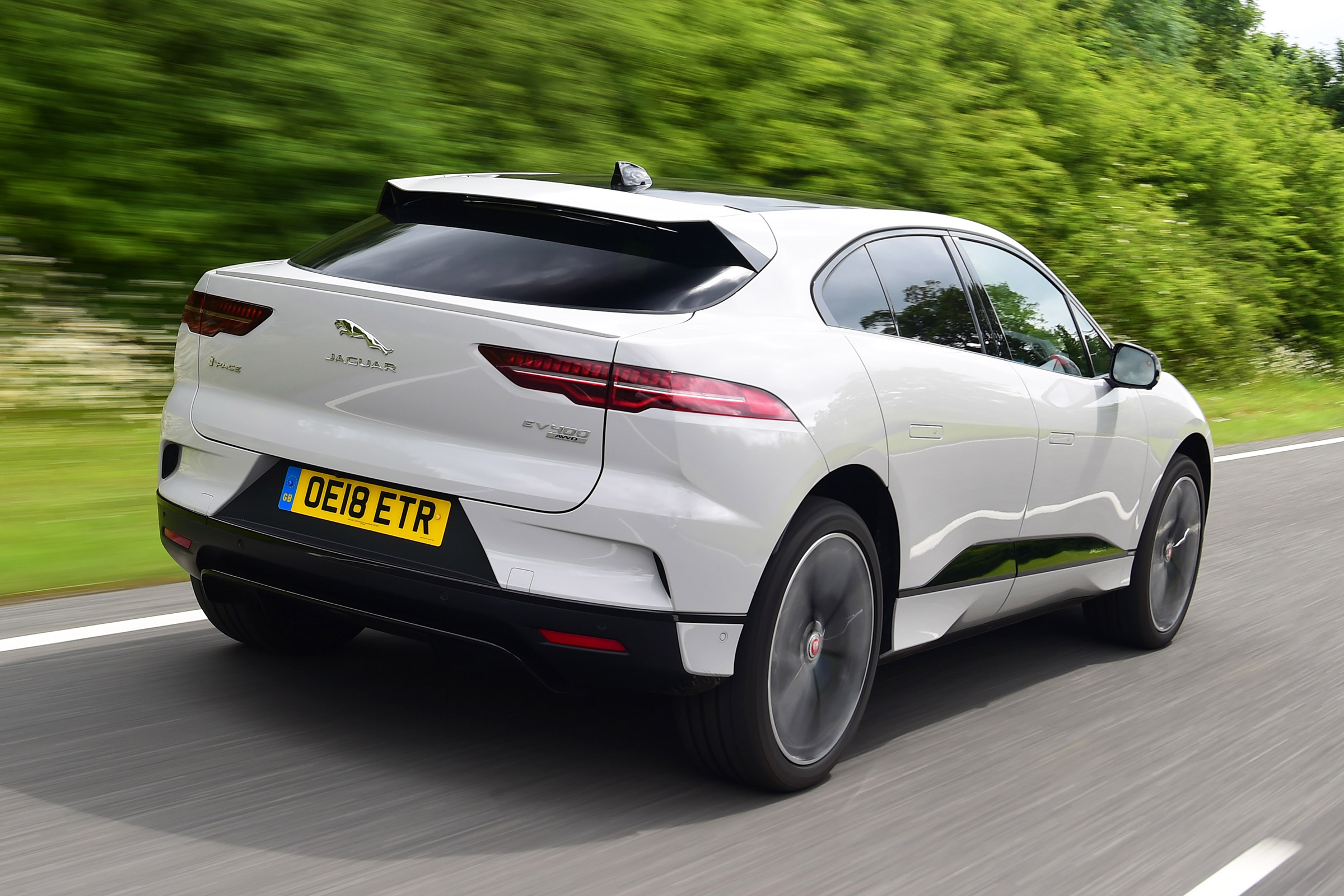 Jaguar I-Pace - rear