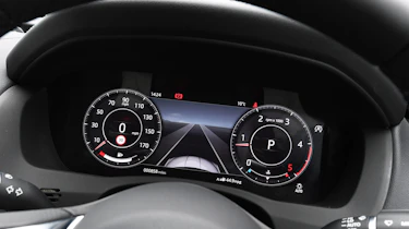 Jaguar XE - dials