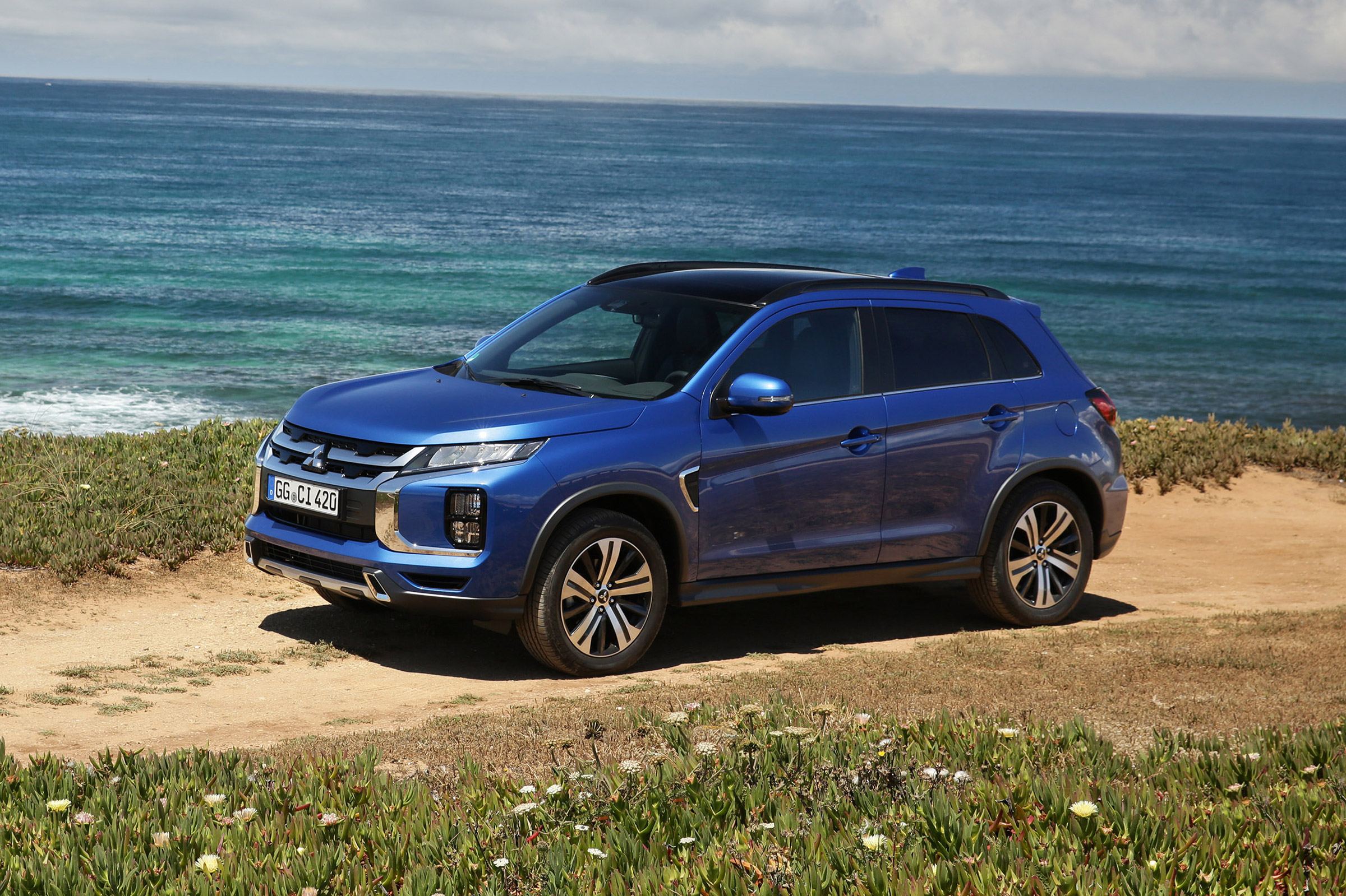 Mitsubishi ASX - front static
