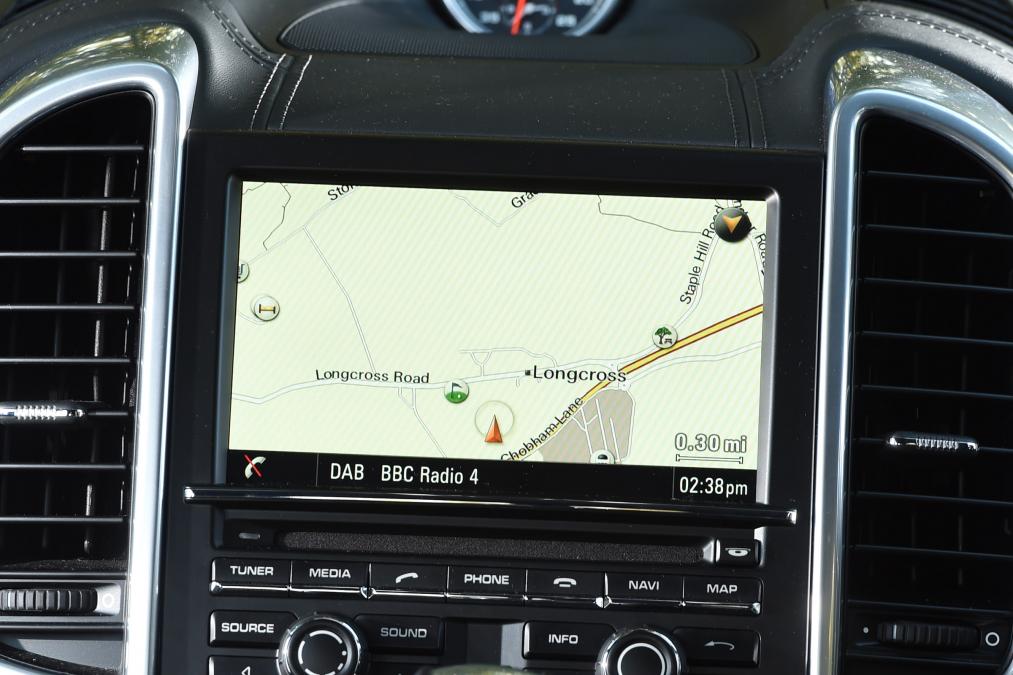 Used Porsche Cayenne - sat-nav