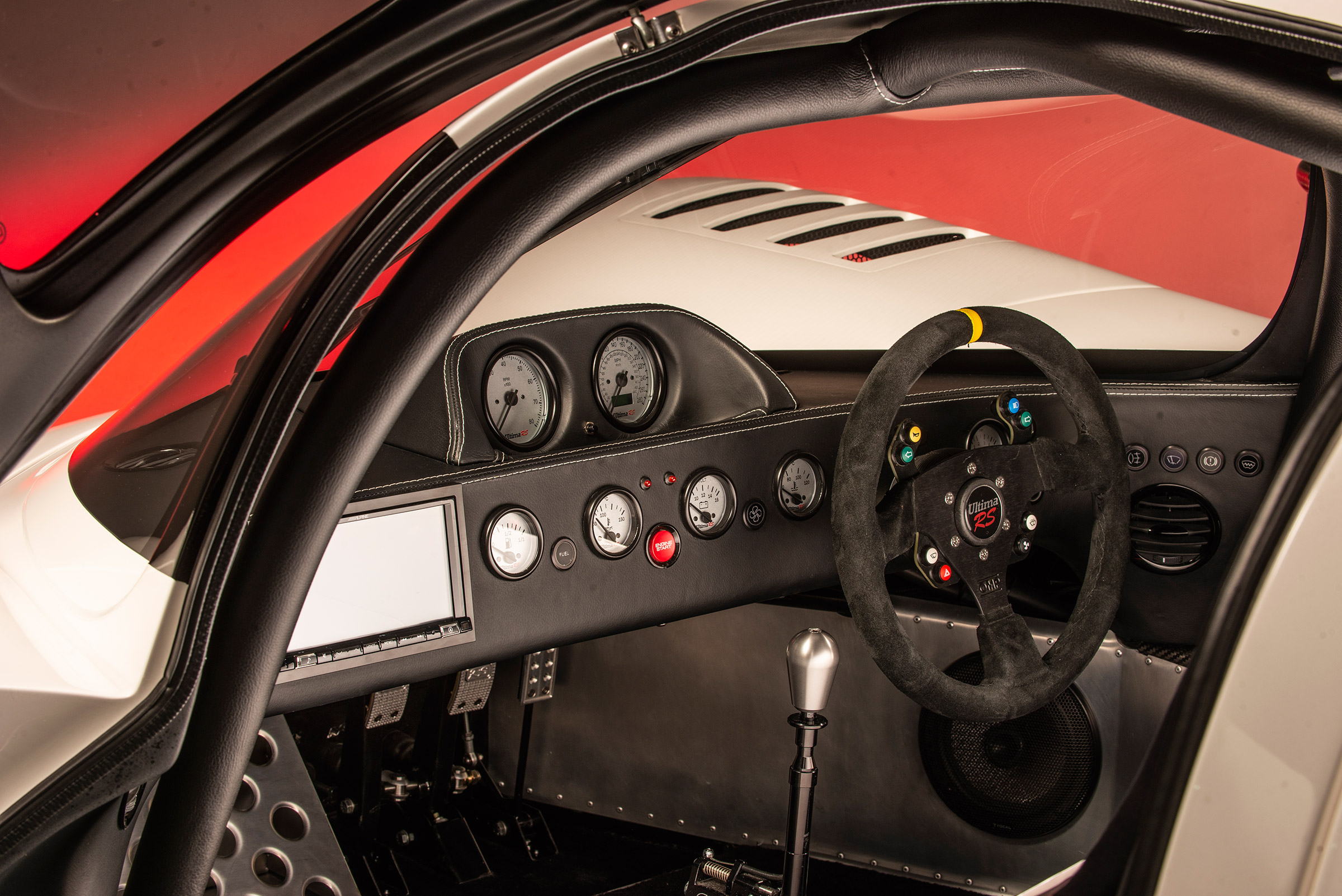 Ultima RS - studio dash