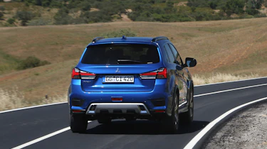 Mitsubishi ASX - rear cornering
