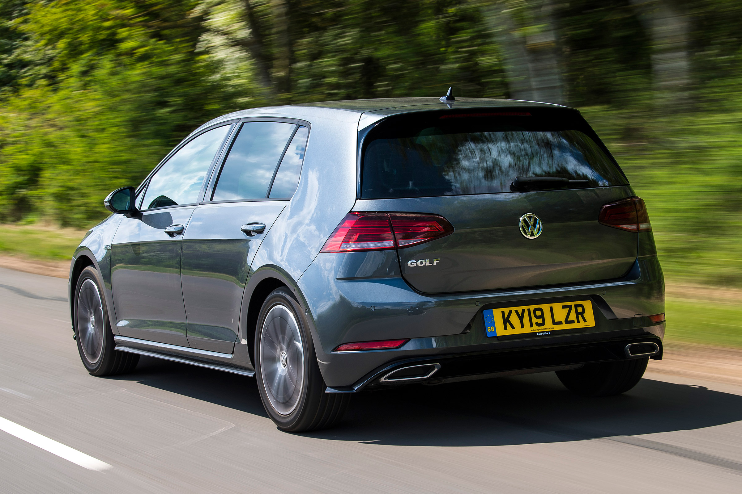 Volkswagen Golf - rear