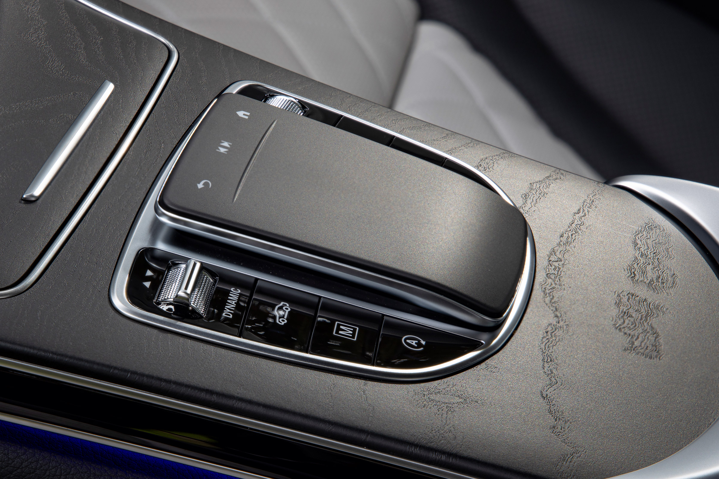 Mercedes GLC - interior detail