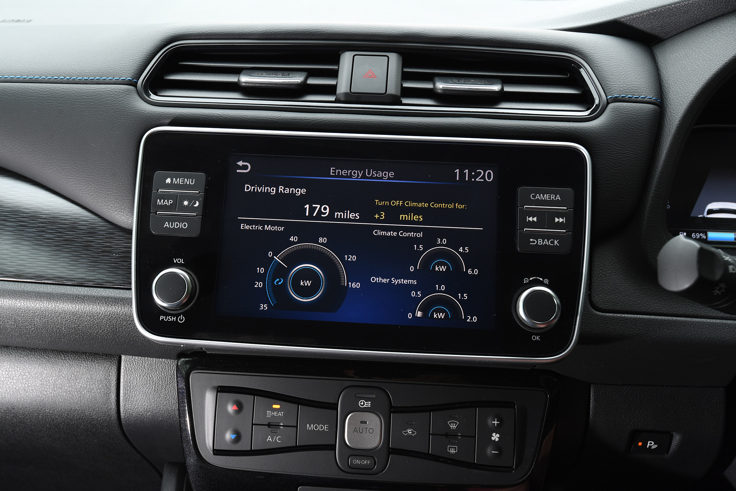 Nissan Leaf e+ - infotainment
