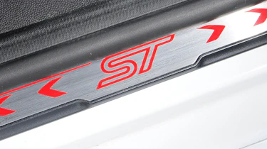 Volvo S60 - rear static