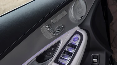 Mercedes GLC - door detail