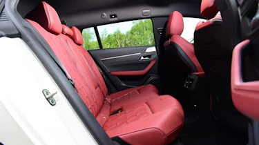 Peugeot 508 SW - rear seats