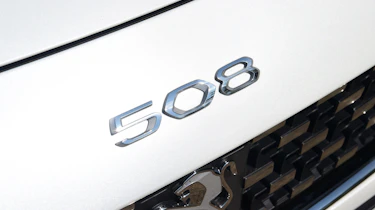 Peugeot 508 SW - 508 badge