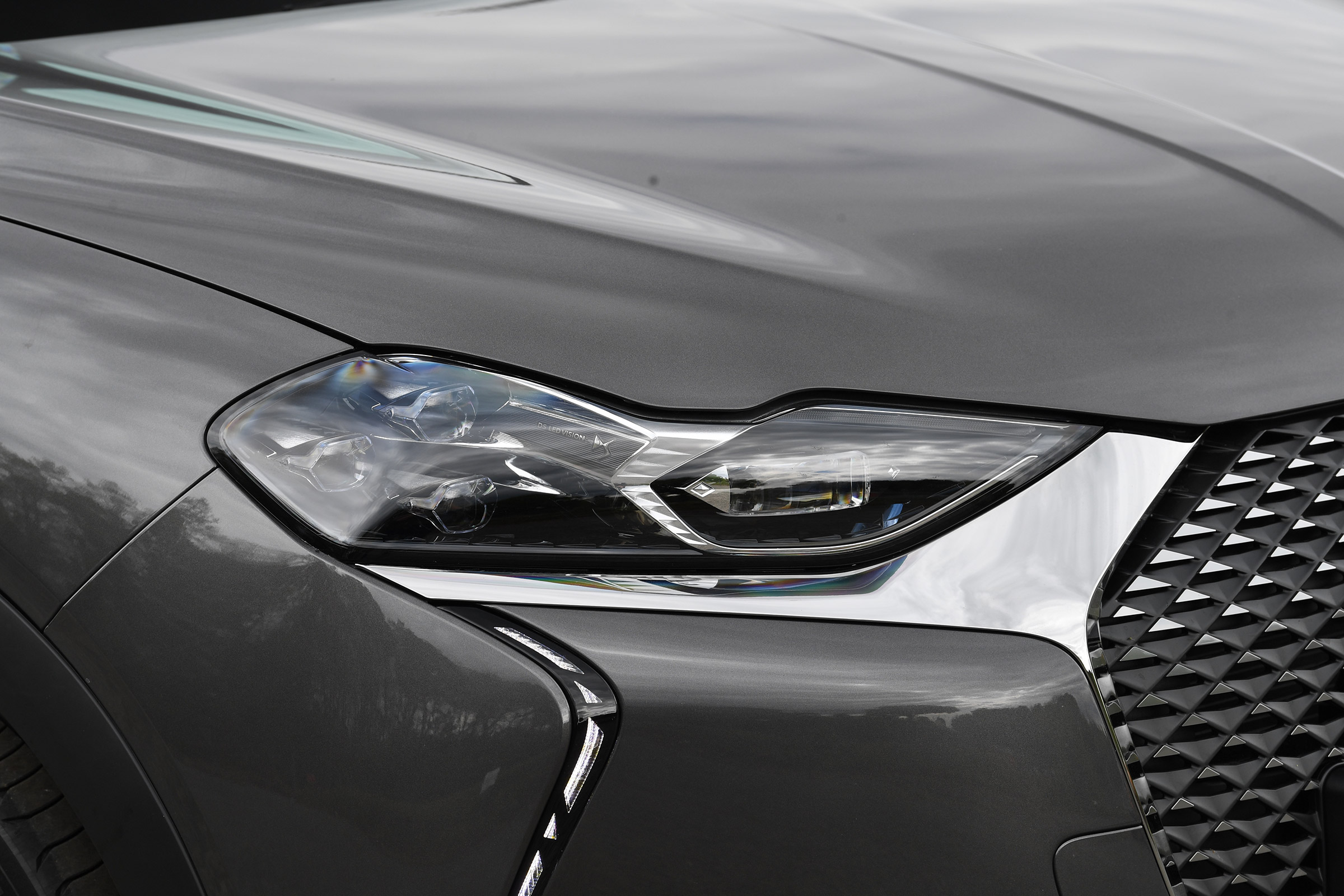 DS 3 Crossback - front light