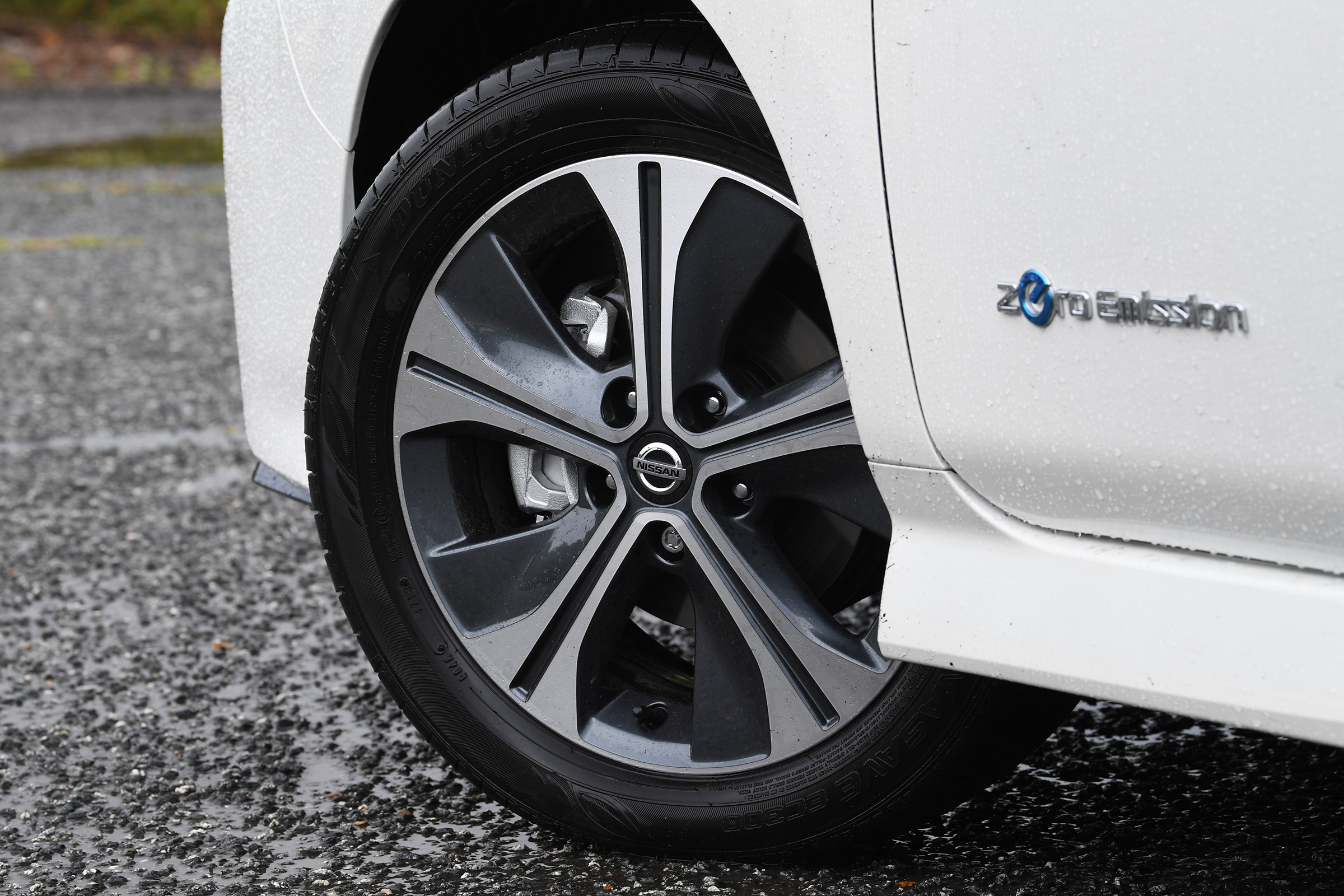 Nissan Leaf e+ - wheel