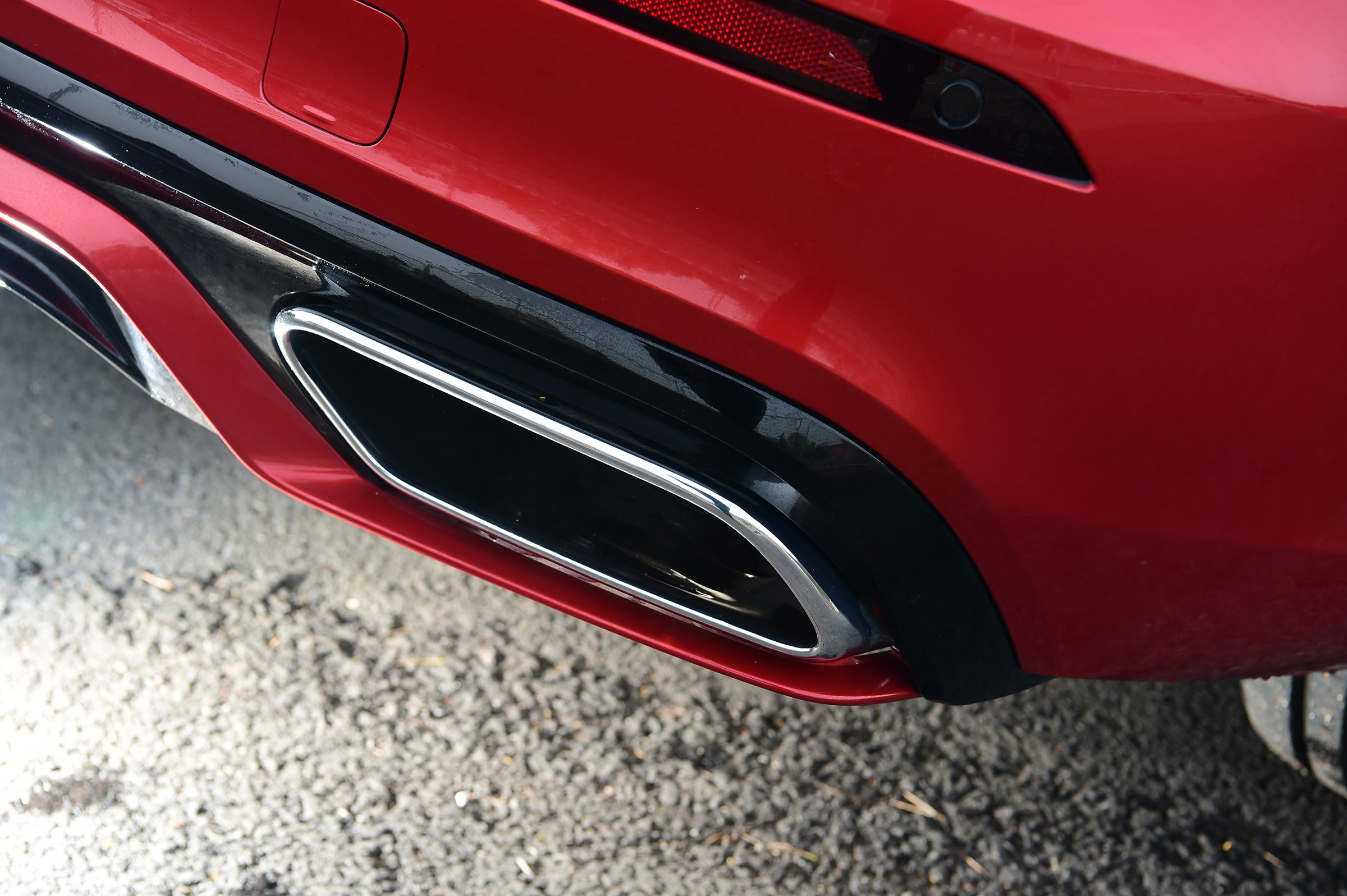 Volvo S60 - exhaust