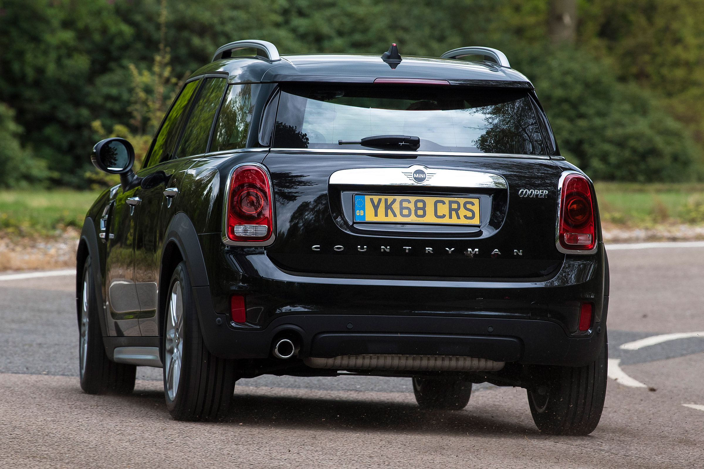 MINI Countryman - rear cornering