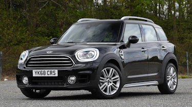 MINI Countryman - front static