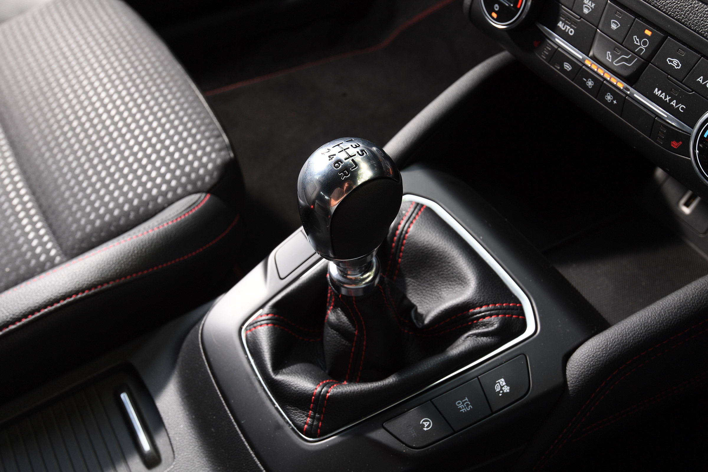 Ford Focus - transmission
