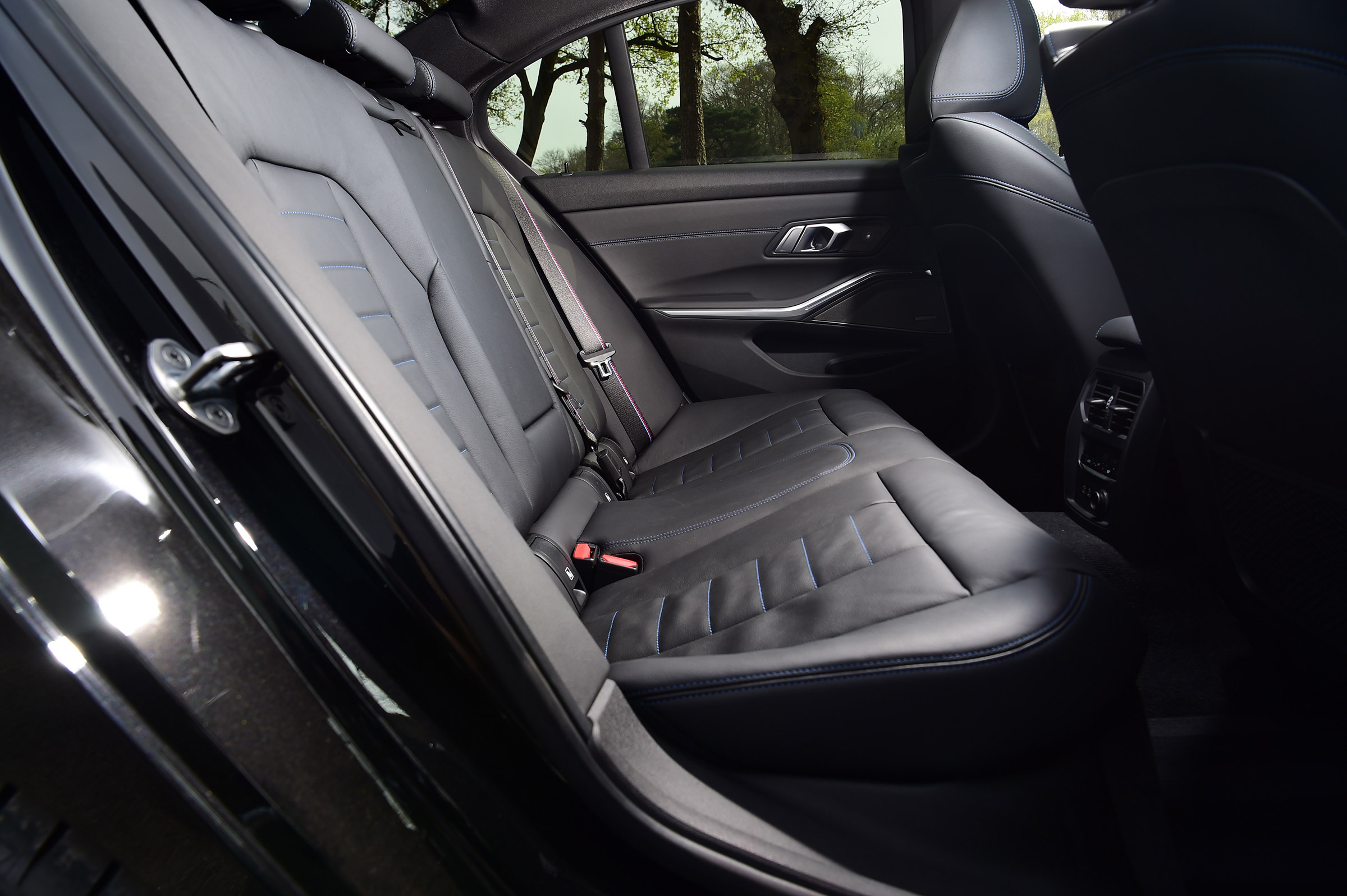 BMW 3 Series - rear seats