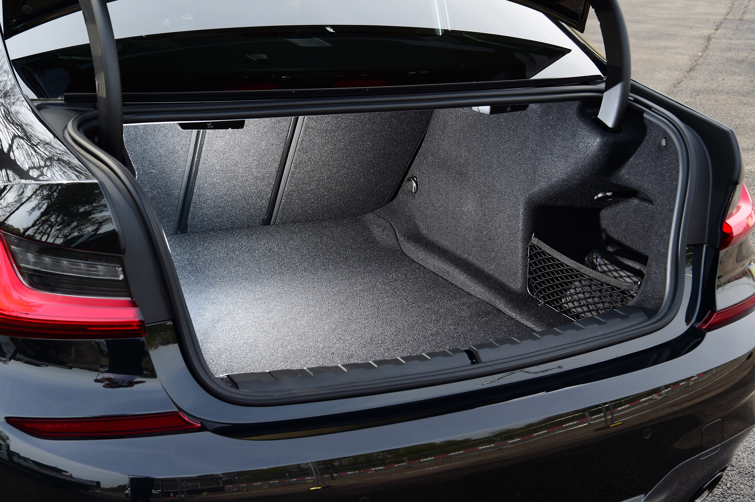 BMW 3 Series - boot