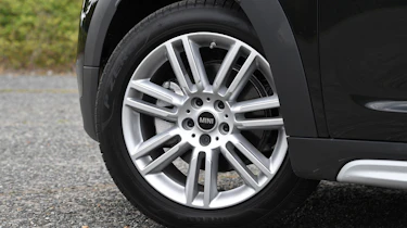 MINI Countryman - wheel