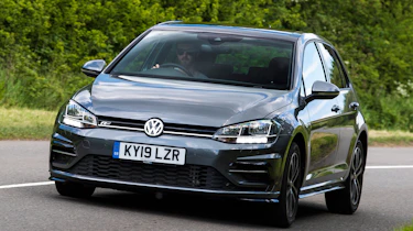 Volkswagen Golf - front cornering