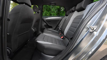 Volkswagen Golf - rear seats