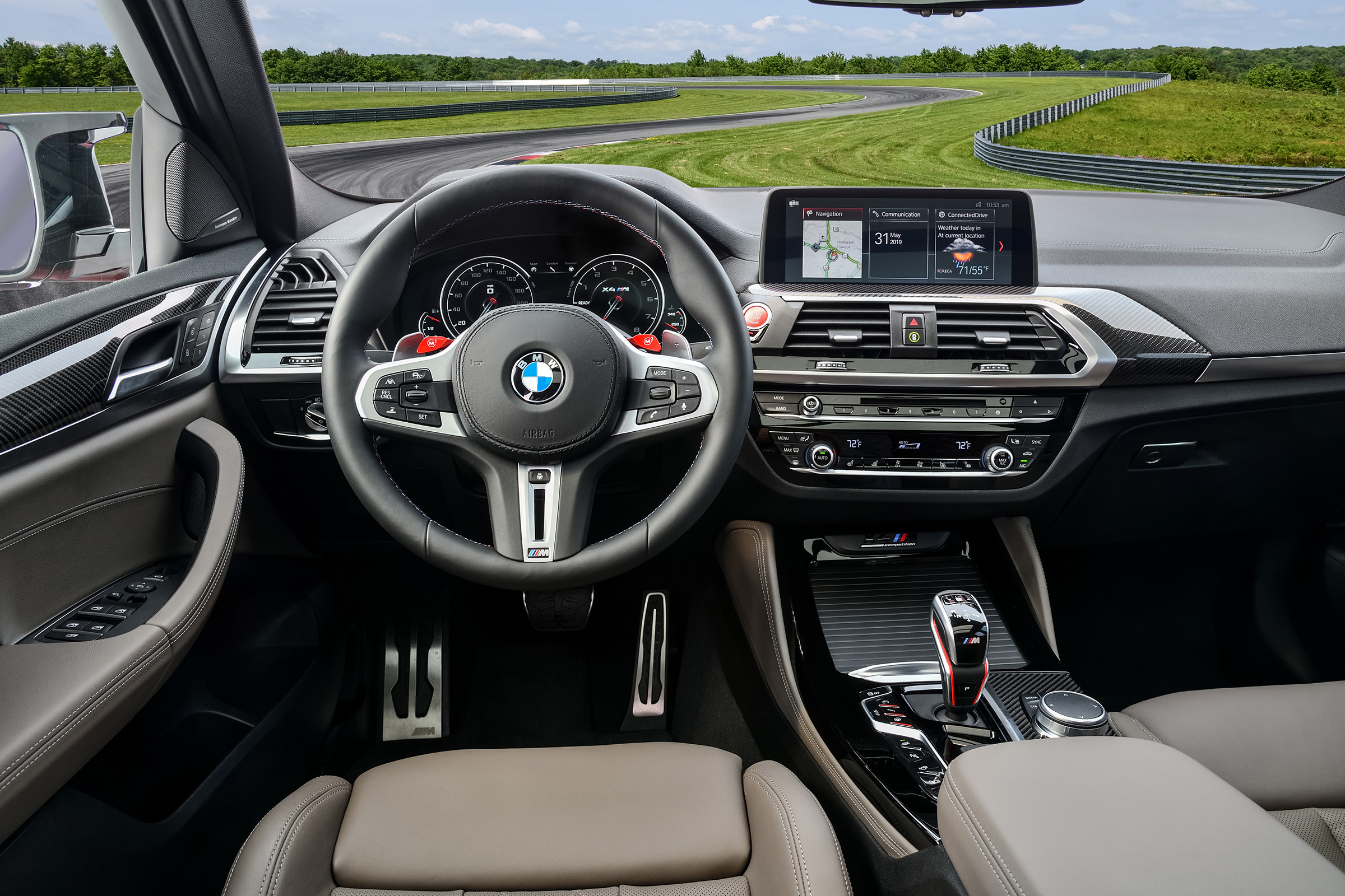 BMW X4 M Competition - interior