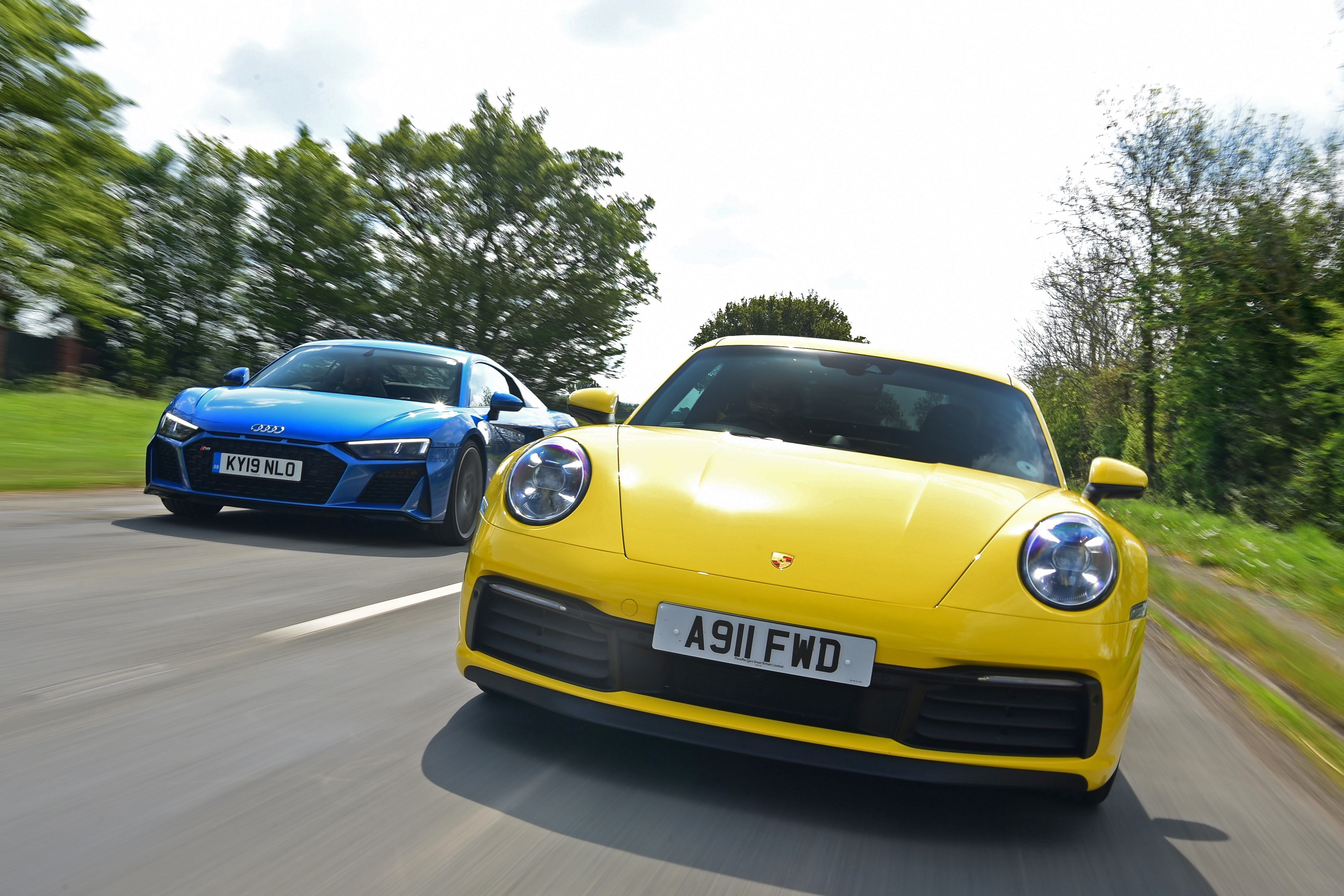 911 vs R8 main