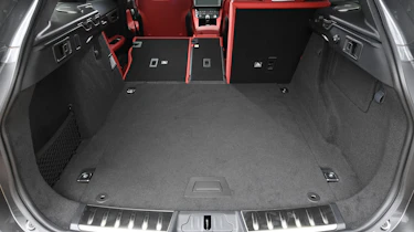 Jaguar F-Pace SVR - boot