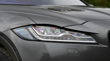 Jaguar F-Pace SVR - headlight