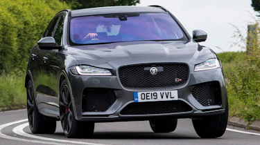 Jaguar F-Pace SVR - front cornering