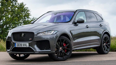 Jaguar F-Pace SVR - front 3/4 static