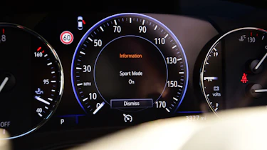 Vauxhall Insignia Grand Sport - dials