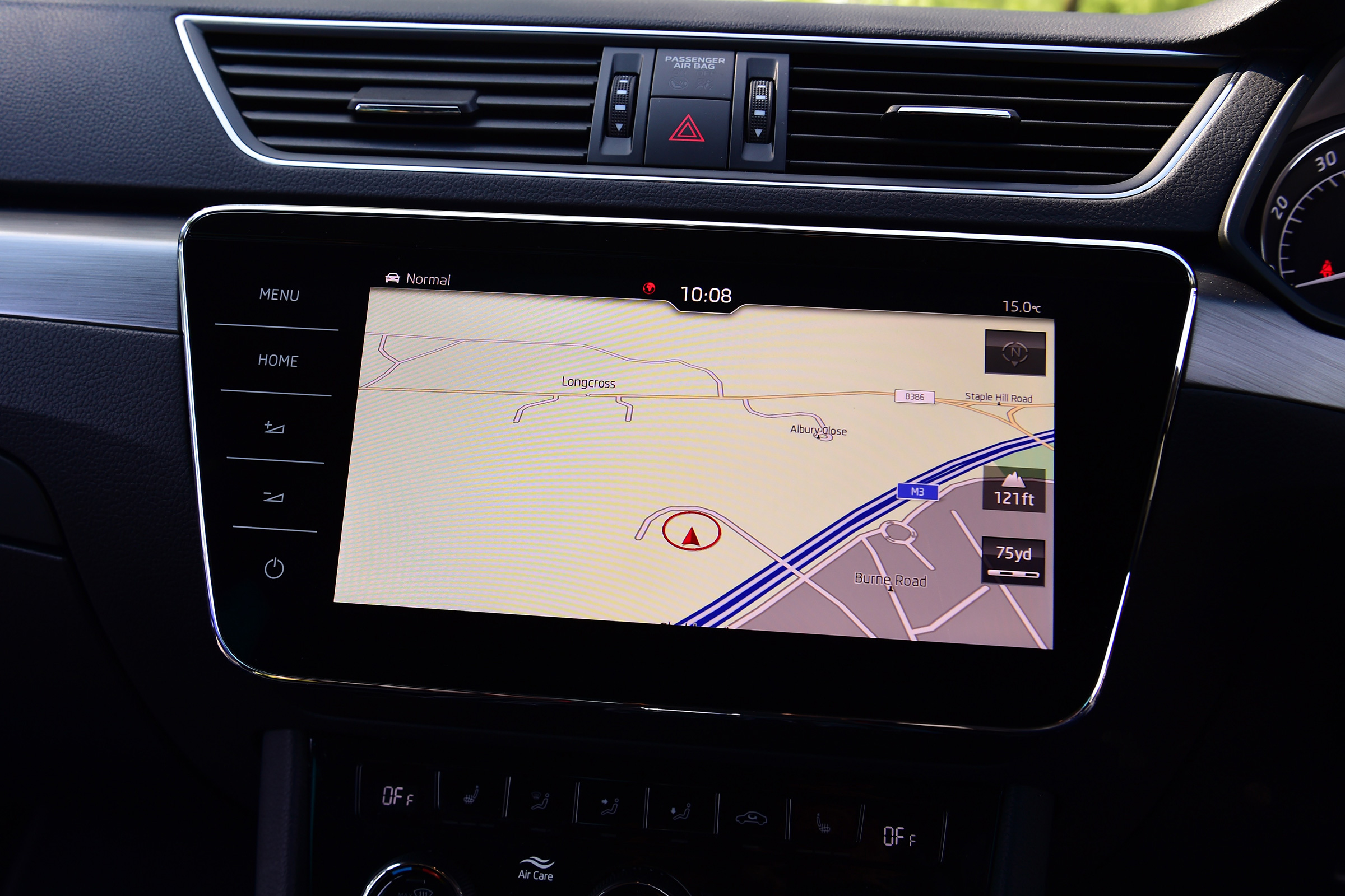 Skoda Superb - sat-nav