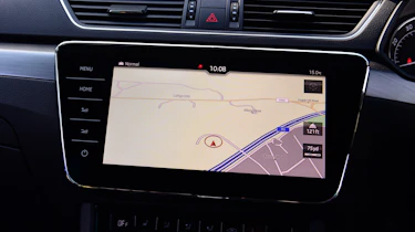 Skoda Superb - sat-nav